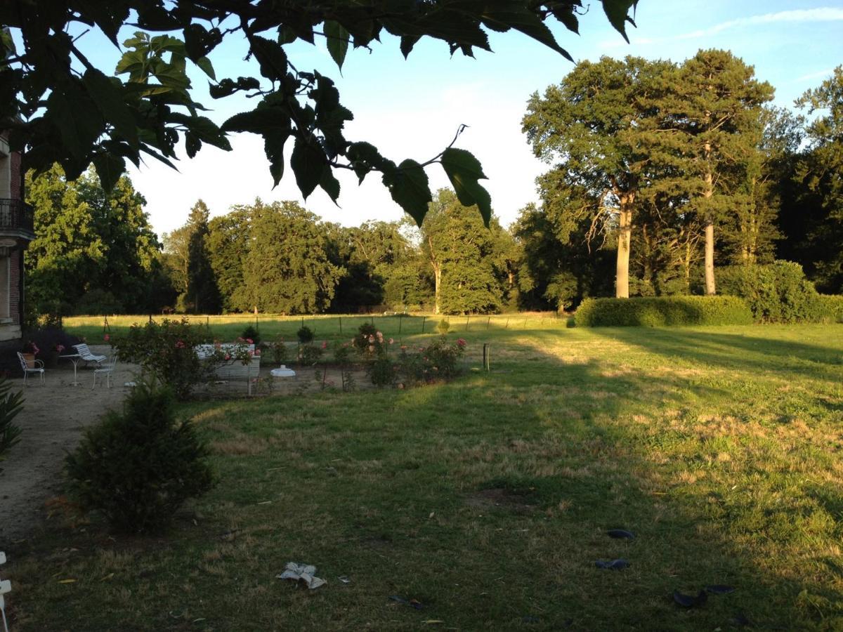 Chateau Le Quesnoy Chevrieres  Eksteriør billede